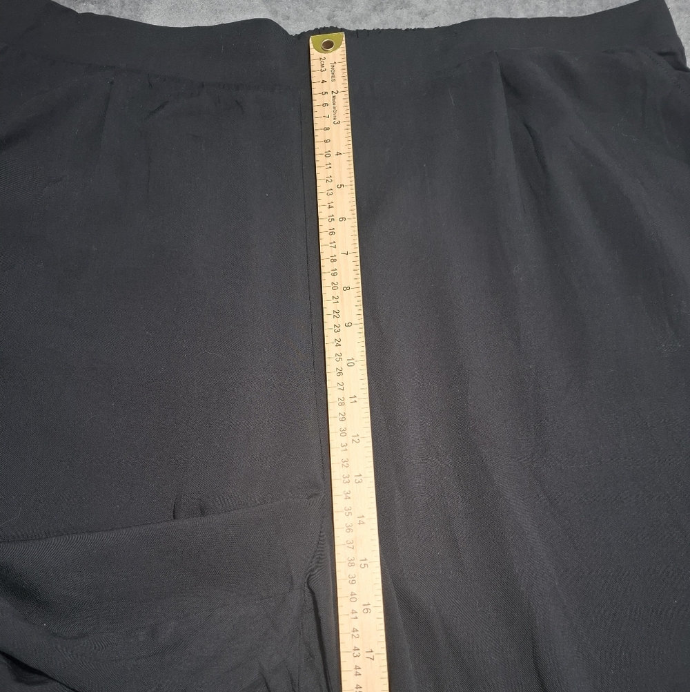Torrid Pull On Wide Leg Challis Pant Womens Size 3 High Rise Black Elastic Black - Picture 9 of 13